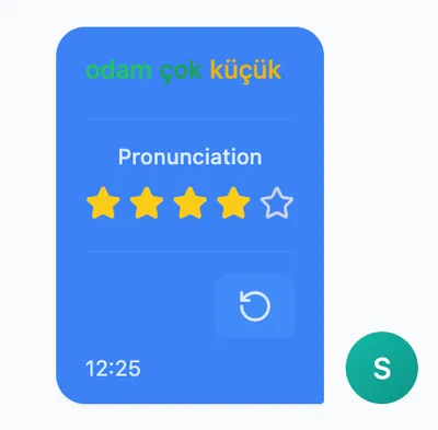 Student speech bubble with words colour-coded green, yellow, and red based on pronunciation accuracy